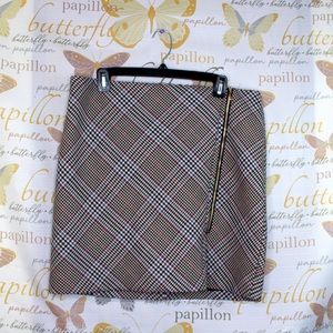 White House Black Market houndstooth zipper skirt